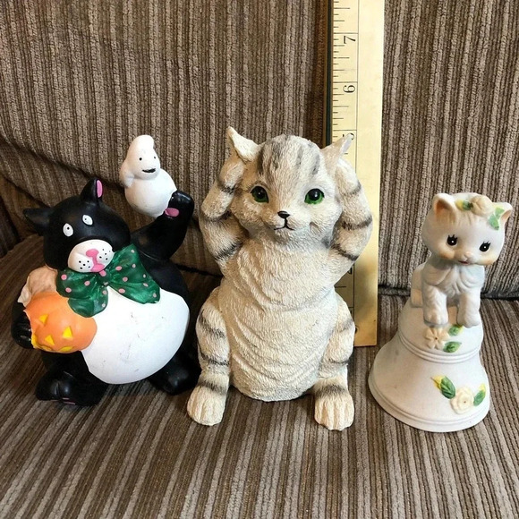 Vintage 3 Pieces Lot Of Cute Kitty Cat Decor Figurines Status - Picture 2 of 3